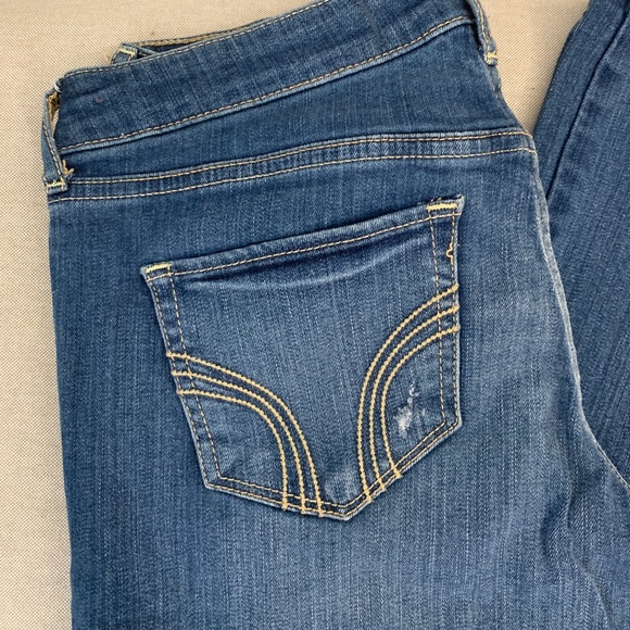 Hollister Medium Blue Jeans Size 5L - Picture 5 of 6